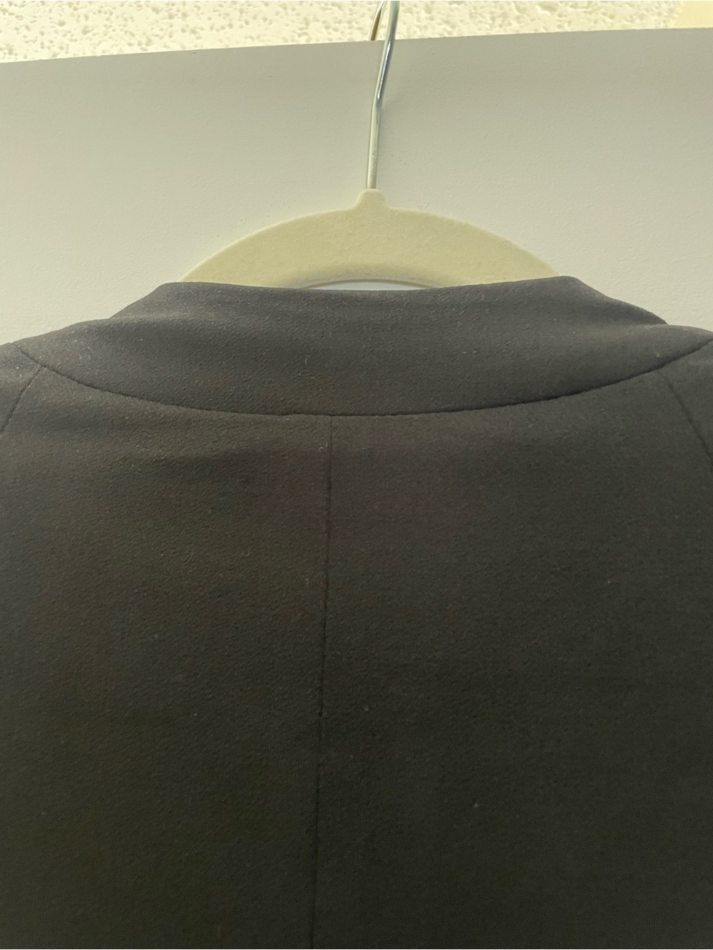 Olivia Grey Women's Black Open-Front Tuxedo style Blazer High Low hem size small - Picture 3 of 6